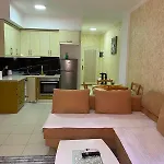 Roni Apartman