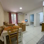 Apartman Roni *